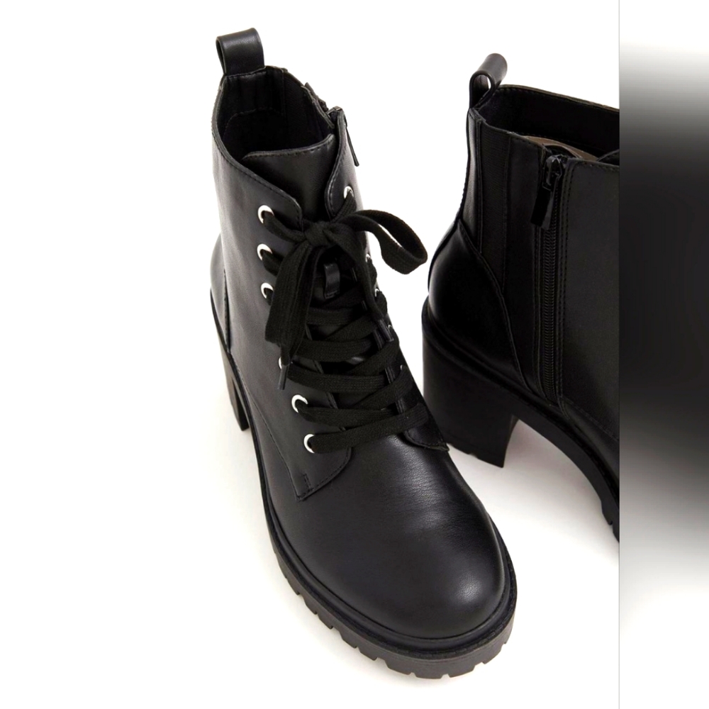 NWT Torrid Black Lace-Up Ankle Boots